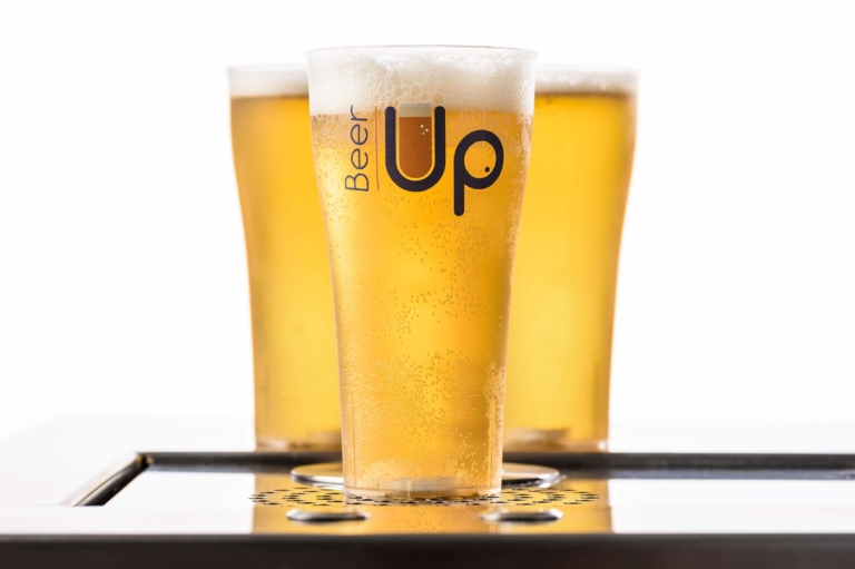 creation logo landes agence communication beer up main